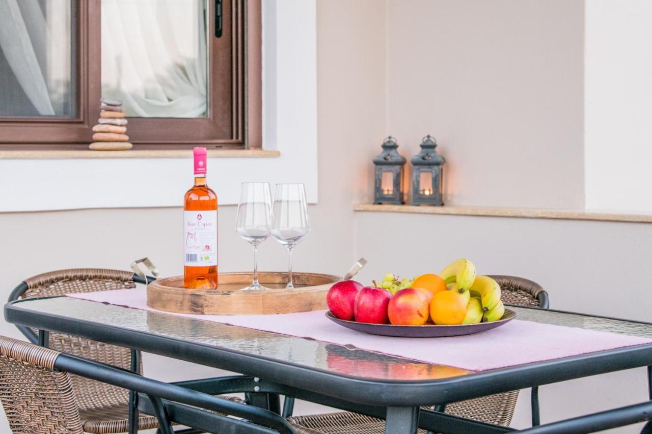 Kyma Luxury Anevato